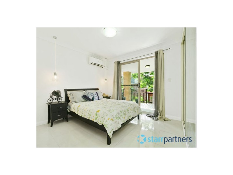 4/3 Brisbane Street, Harris Park NSW 2150