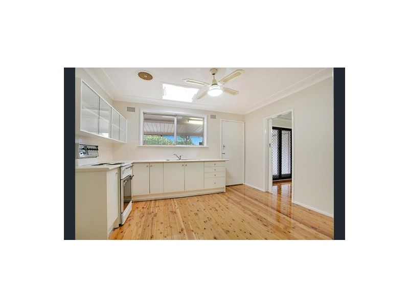 15 Breyley Road, Cambridge Park NSW 2747