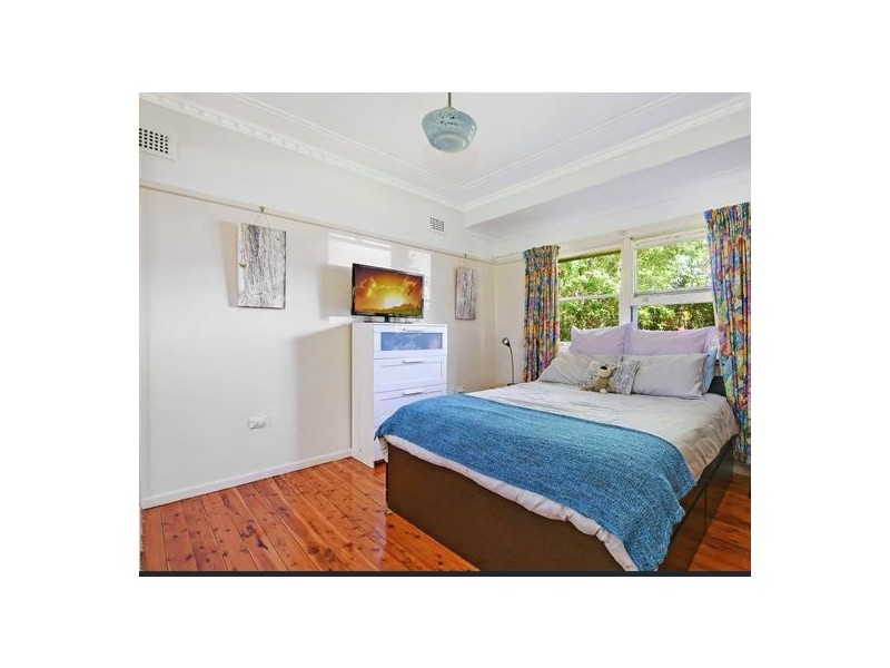 8 Canyon Road, Baulkham Hills NSW 2153