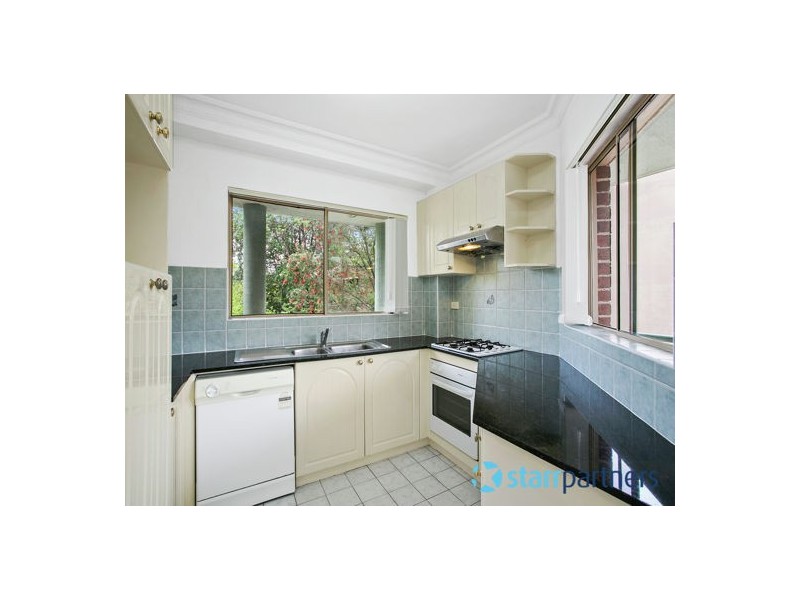 4/27-28 Parkside Lane, Westmead NSW 2145