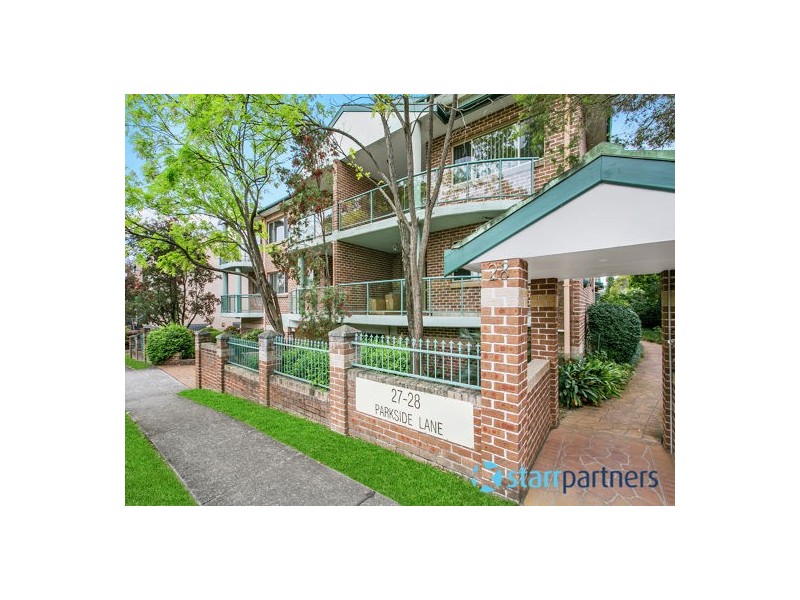 4/27-28 Parkside Lane, Westmead NSW 2145