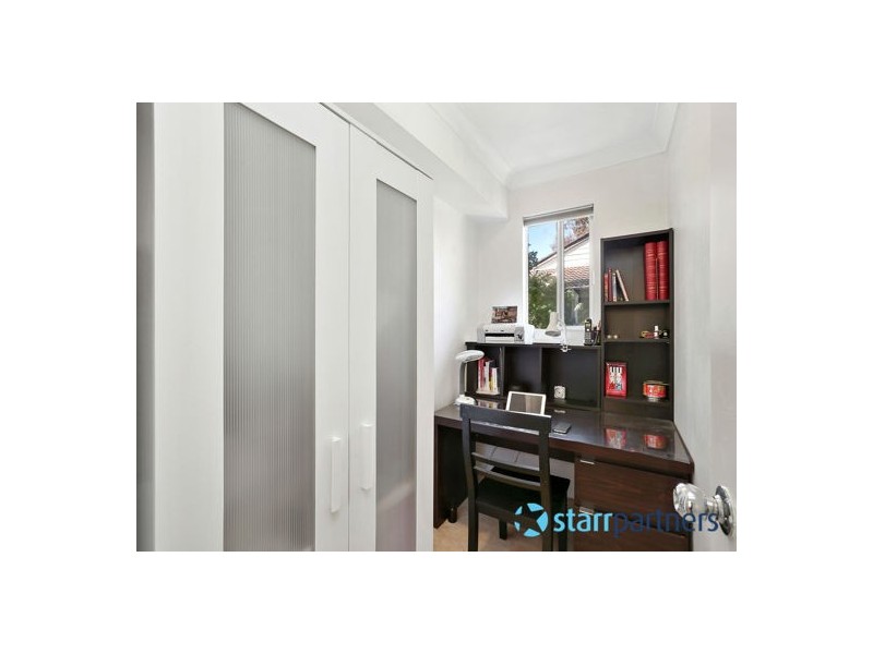 8/18 Thomas Street, Parramatta NSW 2150