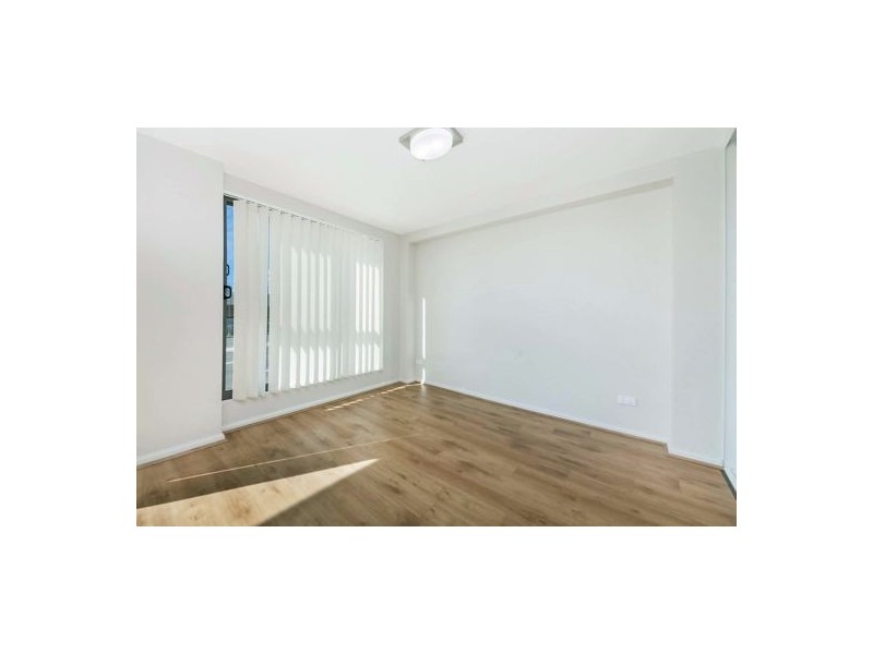 101/120 James Ruse Dr, Rosehill NSW 2142