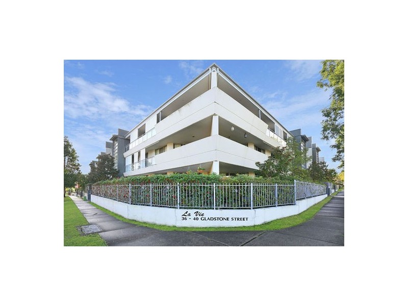 2/36 Gladstone Street, North Parramatta NSW 2151