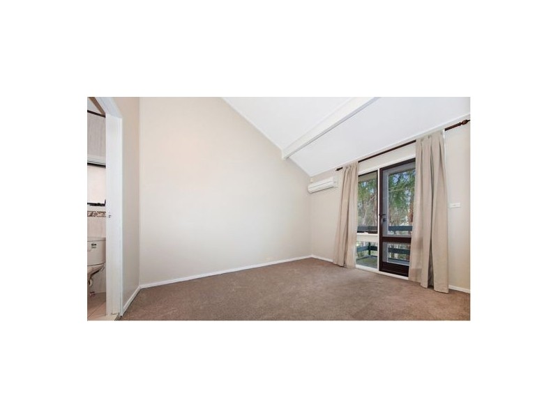 3 Kira Avenue, Northmead NSW 2152