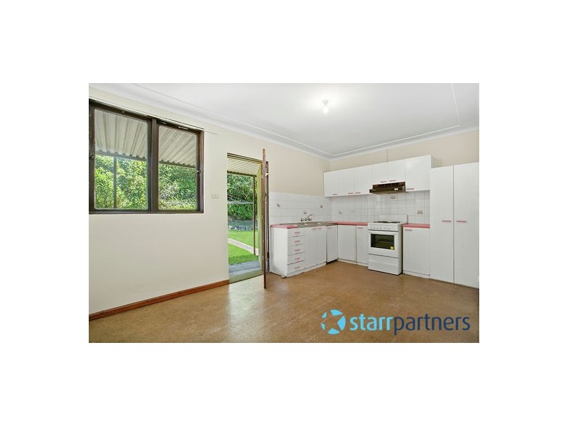 10 Caprera Road, Northmead NSW 2152