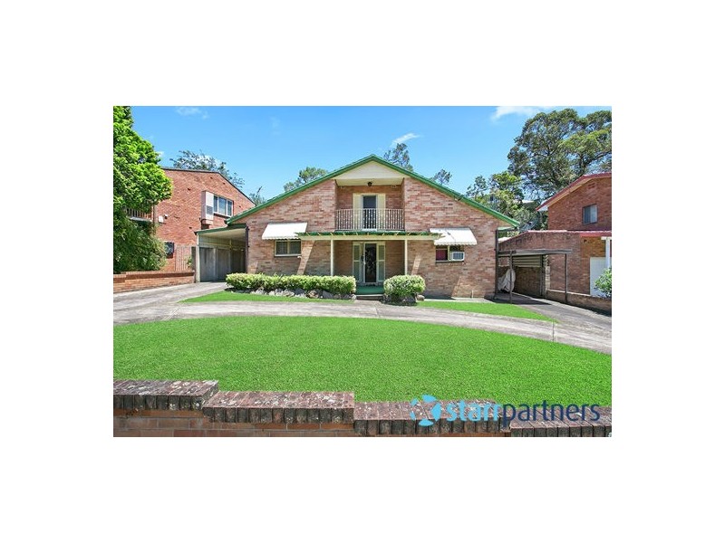 10 Caprera Road, Northmead NSW 2152