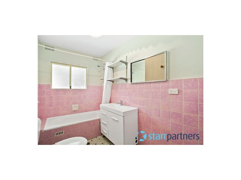 10 Caprera Road, Northmead NSW 2152