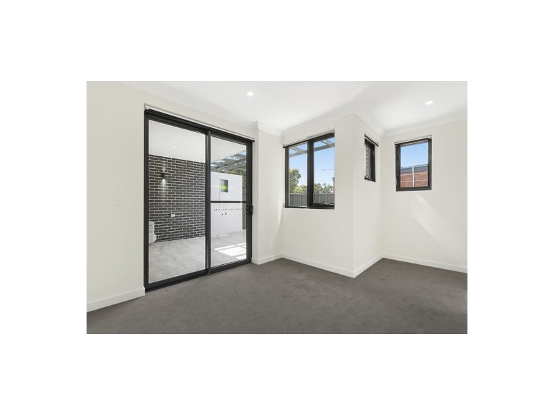 2/165-167 Pennant Street, Parramatta NSW 2150