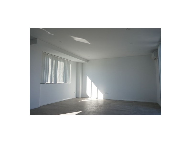 13/190-194 Burnett Street, Mays Hill NSW 2145