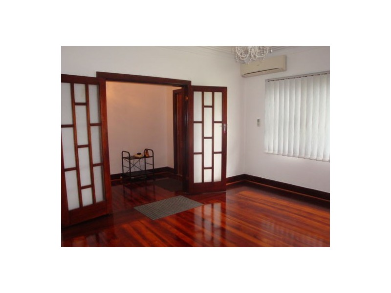 148 Windsor Road, Northmead NSW 2152