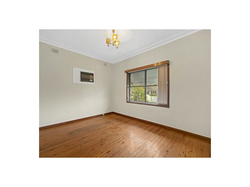 36 Gilba Road, Pendle Hill NSW 2145