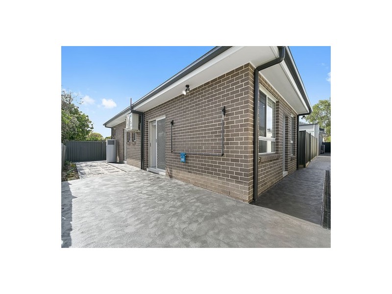 19A Moxhams Road, Northmead NSW 2152