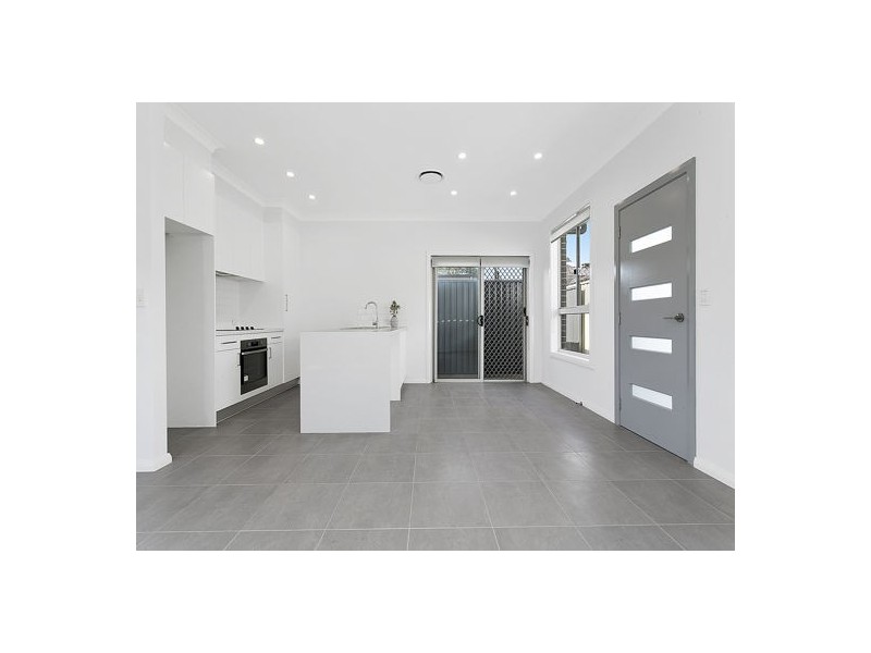 19A Moxhams Road, Northmead NSW 2152