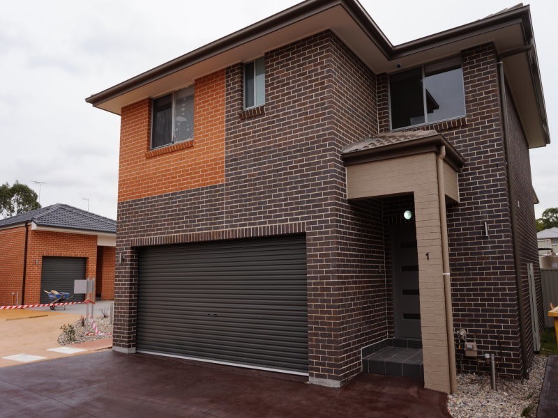 1/1 Hemanta Glade, Woodcroft NSW 2767