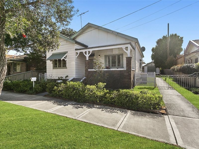 12 Gilbert Street, North Parramatta NSW 2151