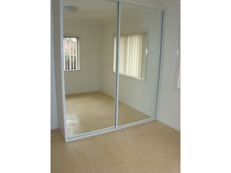 9 Anderson Street, Westmead NSW 2145