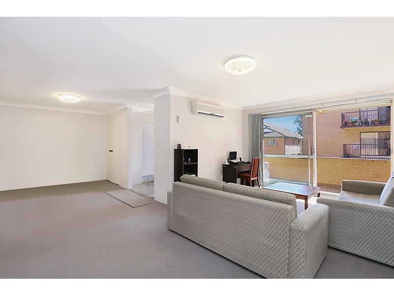 1/32 Allen Street, Harris Park NSW 2150