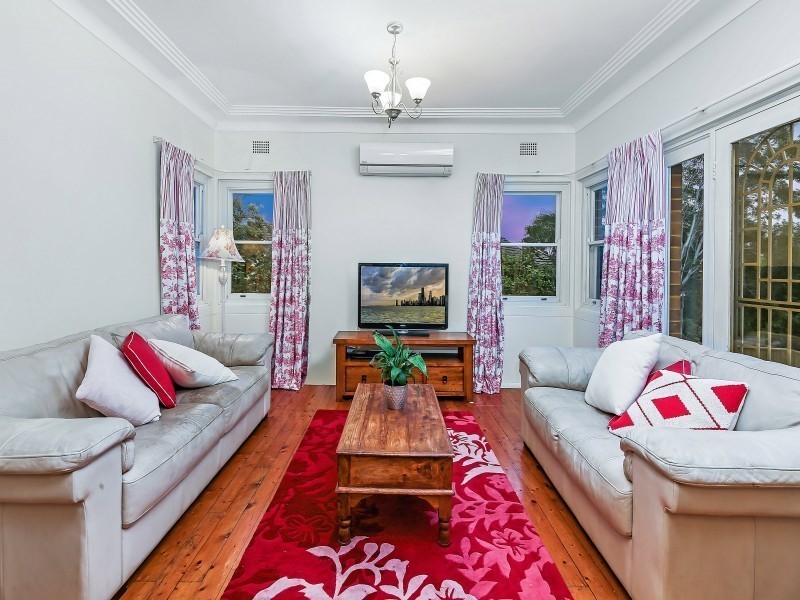 1 Gloucester Avenue, North Parramatta NSW 2151