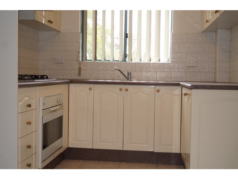 4/36-38 Birmingham Street, Merrylands NSW 2160