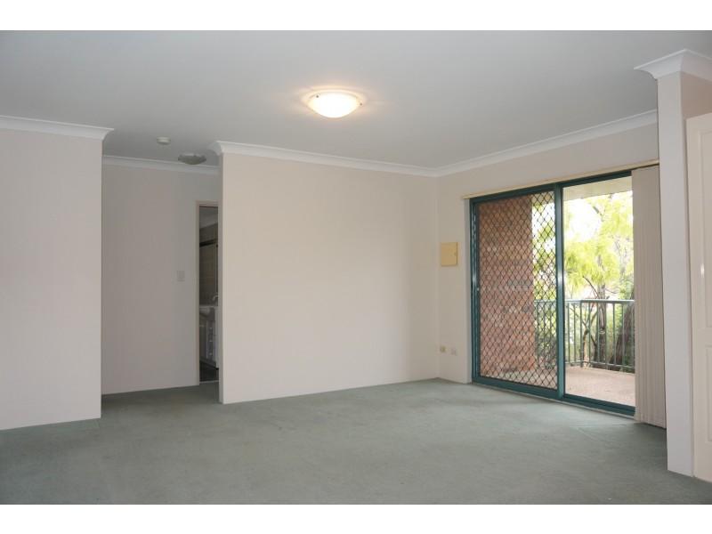 4/36-38 Birmingham Street, Merrylands NSW 2160