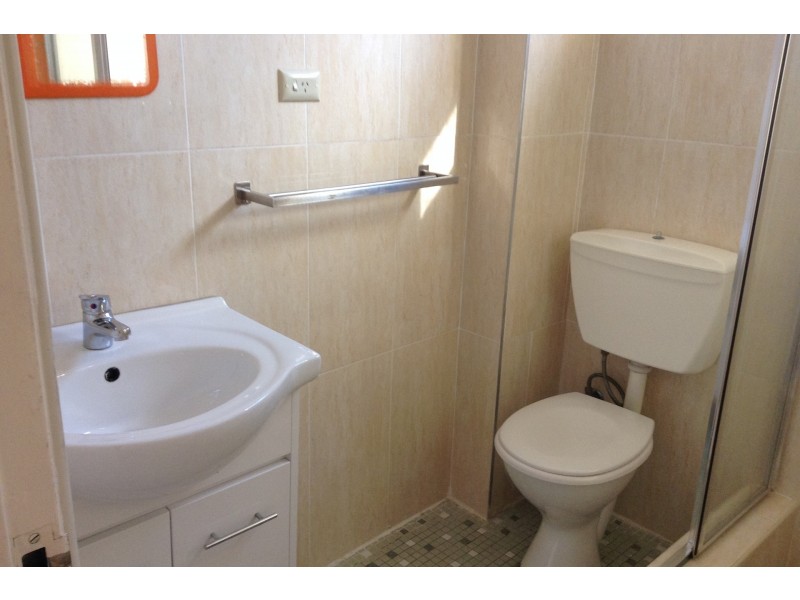 6/6A Bank Street, Meadowbank NSW 2114