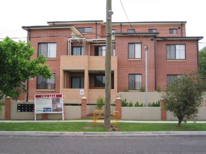 1/10-12 Reid Avenue, Wentworthville NSW 2145