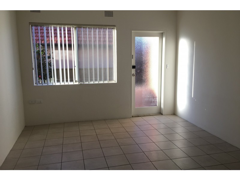 1/42 Wigram Street, Harris Park NSW 2150