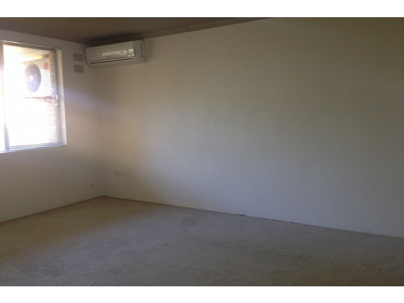 11/11 Queens Road, Westmead NSW 2145