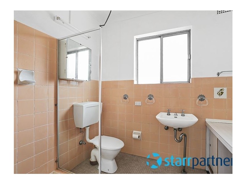 11/11 Queens Road, Westmead NSW 2145