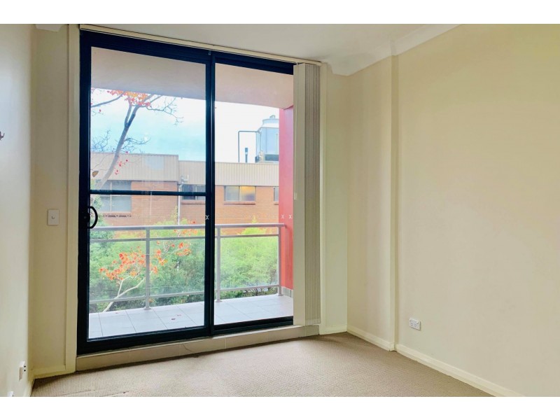 13/163-171 Hawkesbury Road, Westmead NSW 2145