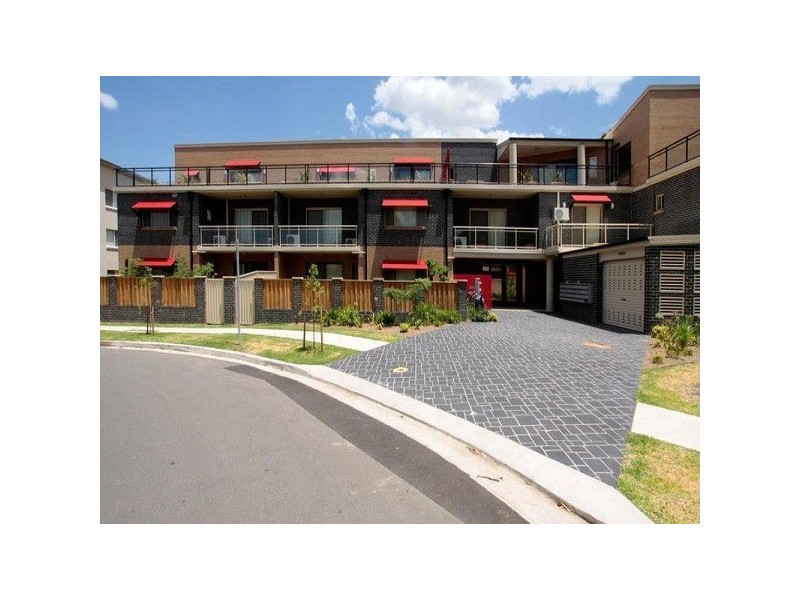 8/49-55 Beamish Road, Northmead NSW 2152