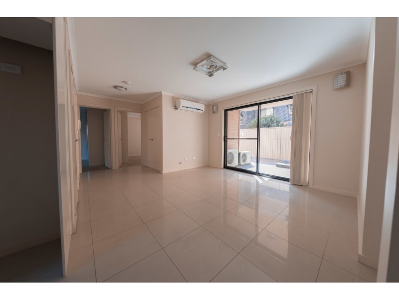 8/49-55 Beamish Road, Northmead NSW 2152