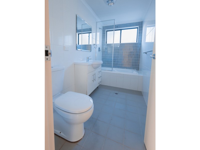 8/49-55 Beamish Road, Northmead NSW 2152