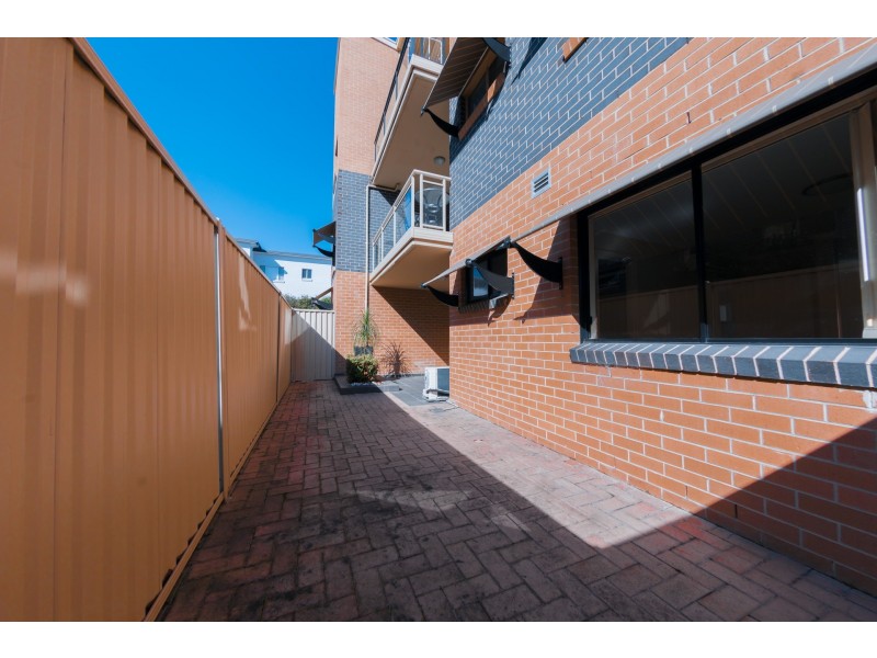 8/49-55 Beamish Road, Northmead NSW 2152