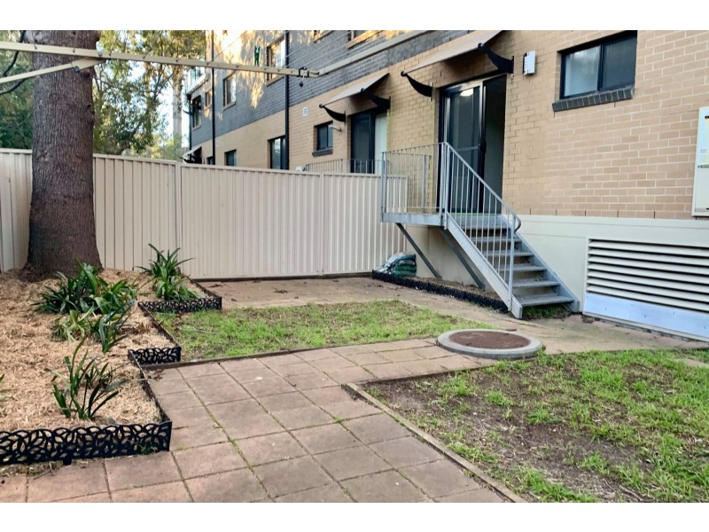 8/49-55 Beamish Road, Northmead NSW 2152