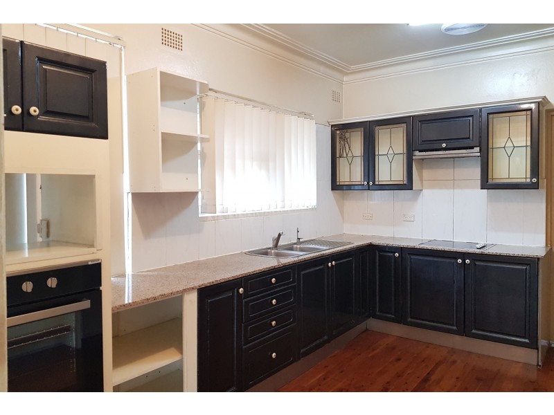 48 Balmoral Road, Northmead NSW 2152