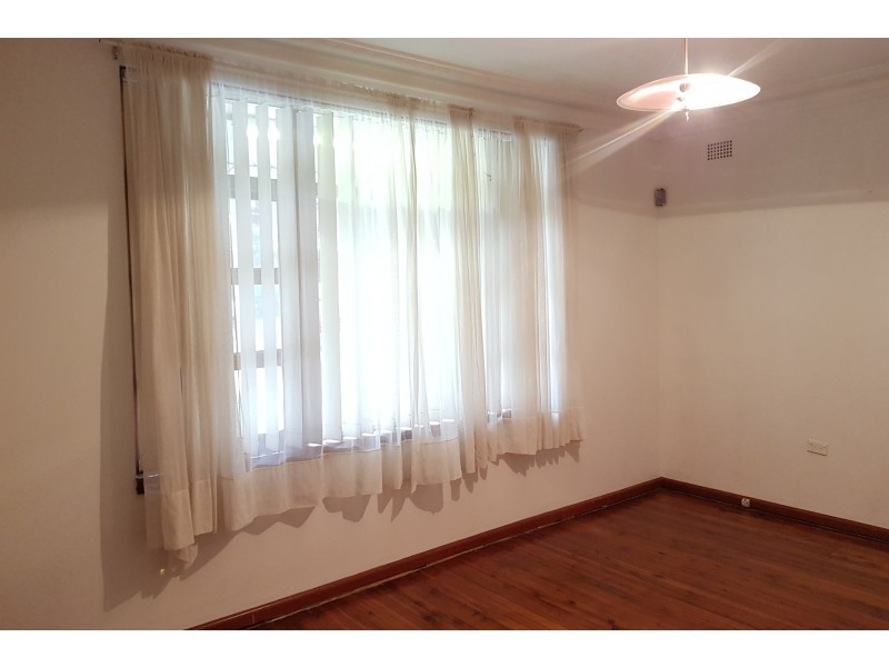 48 Balmoral Road, Northmead NSW 2152