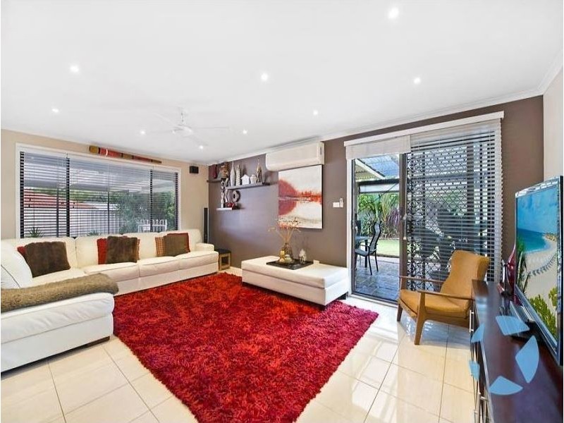 6 Tarbert Place, St Andrews NSW 2566