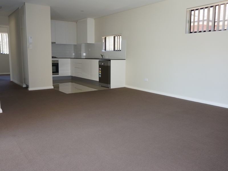 3/8 Wigram Street, Harris Park NSW 2150