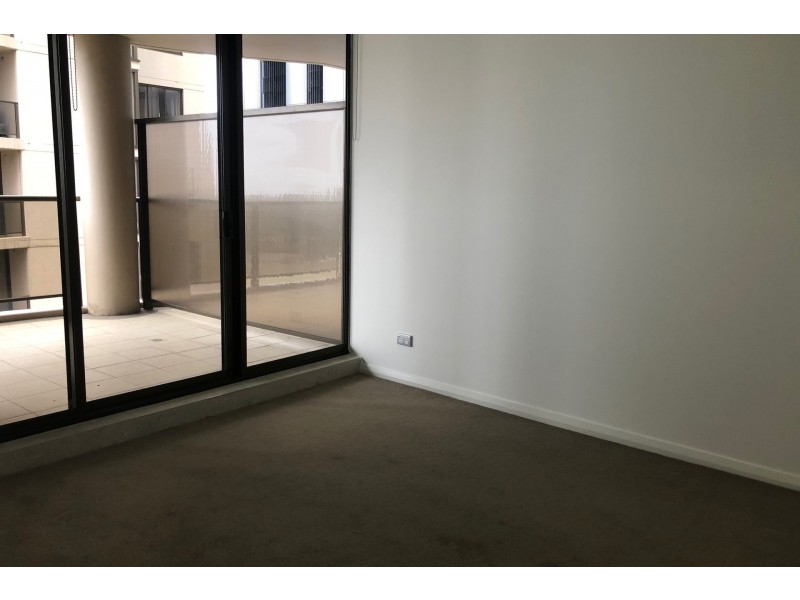 162/13-15 Hassall Street, Parramatta NSW 2150