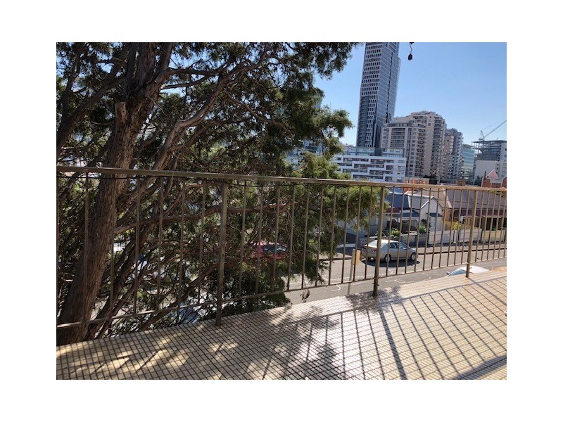 2/34 Albion Street, Harris Park NSW 2150