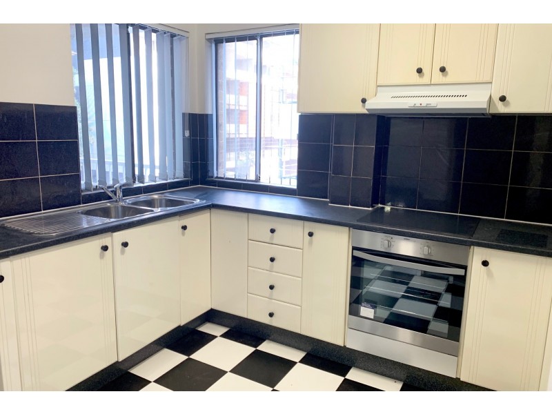 6/2A Cowper Street, Harris Park NSW 2150