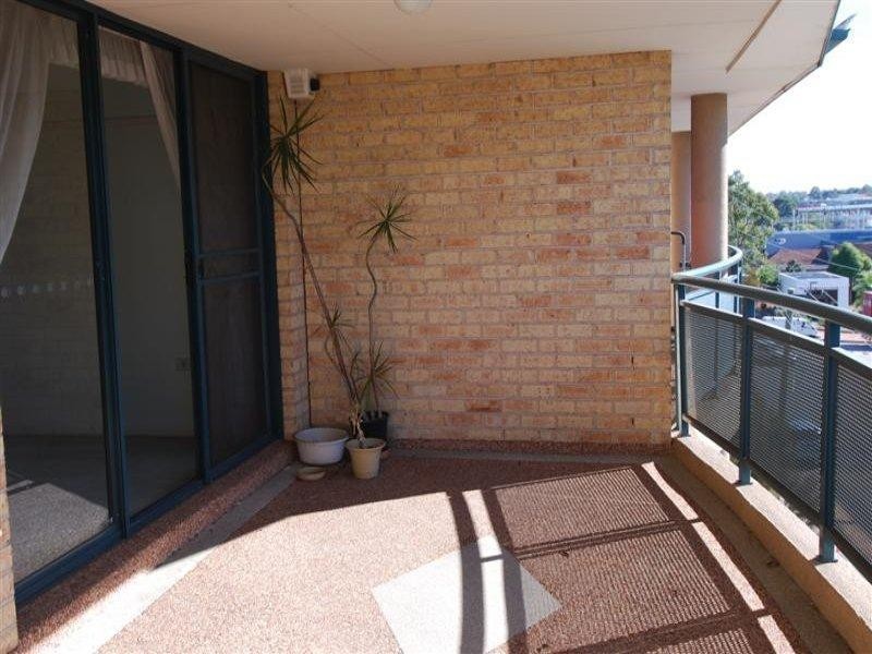 2/60-64 Cowper Street, Granville NSW 2142