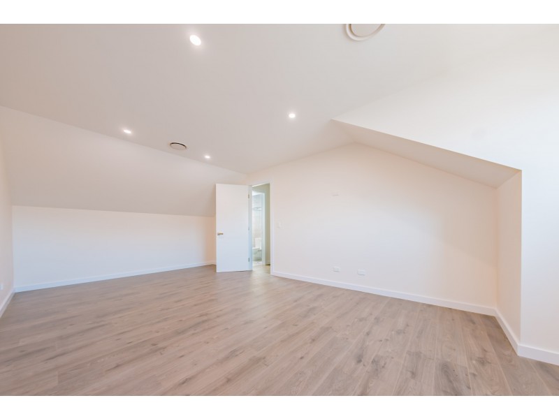 3/35 Greenacre Road, Greenacre NSW 2190
