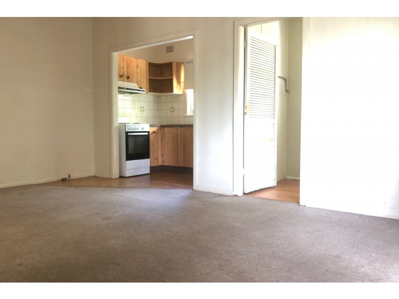 8 Landscape Street, Baulkham Hills NSW 2153