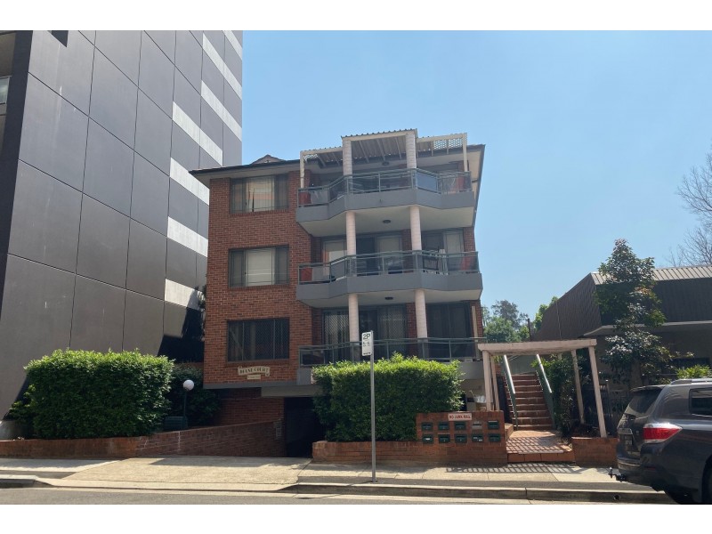 9/13 Cowper Street, Parramatta NSW 2150