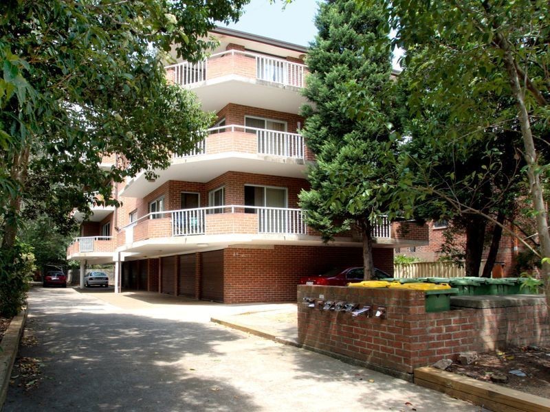 2/24 Hainsworth Street, Westmead NSW 2145