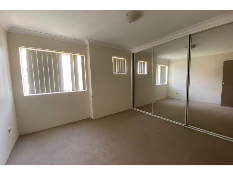 6/14 Fourth Avenue, Blacktown NSW 2148
