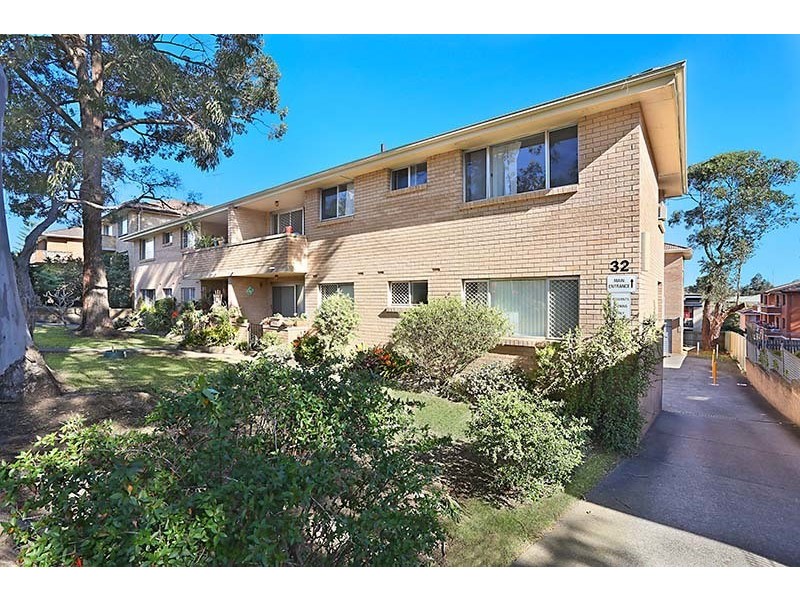 8/32 Allen Street, Harris Park NSW 2150
